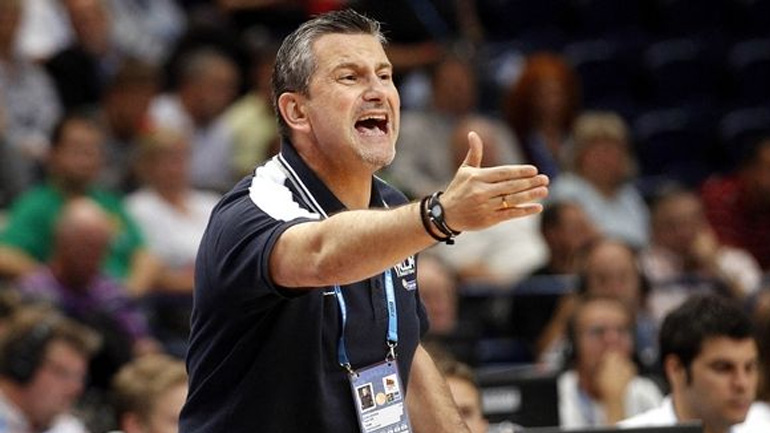 Μπάσκετ: Στον πάγκο του Περιστερίου ο Ηλίας Ζούρος