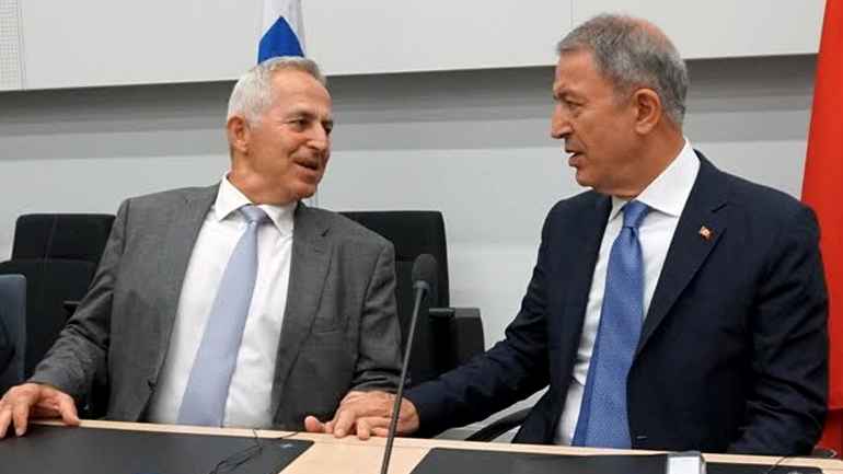 Αποστολάκης: “Καλώς συζητάμε με την Τουρκία”