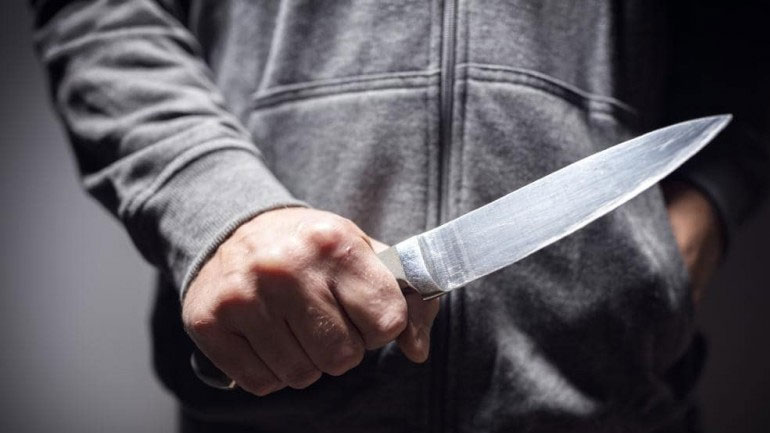 Βρετανία: Ένα ανήλικο αγόρι θεωρείται ύποπτο για μια ομοφοβική επίθεση με μαχαίρι