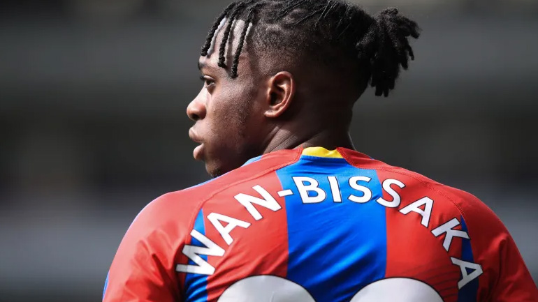 «Έκλεισε» Γουάν Μπισάκα η Γιουνάιτεντ