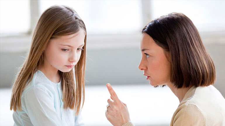 Πώς θα μάθετε στο παιδί σας να ζητά συγνώμη;