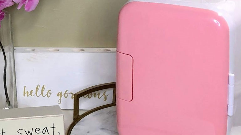 To beauty fridge η νέα εμμονή των ανθρώπων της ομορφιάς!