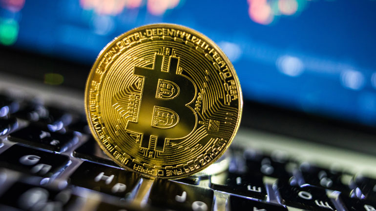Πτώση 12% καταγράφει η τιμή του Bitcoin