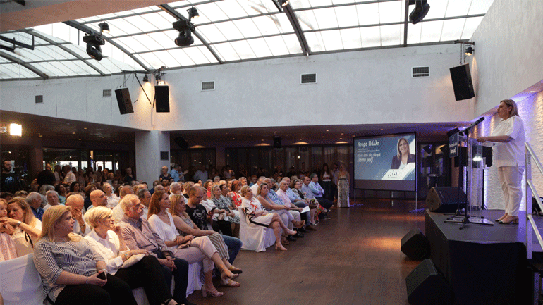 Ντόρα Πάλλη – Υποψήφια βουλευτής με τη ΝΔ: «Αγωνίζομαι για την αξιοπρέπεια που θέλουμε όλοι»