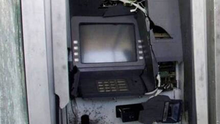 Έκρηξη σε ΑΤΜ στην Κερατέα