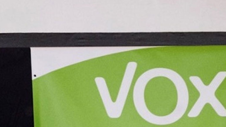 Το Vox θέτει σκληρούς και αναχρονιστικούς όρους για να στηρίξει τους δεξιούς περιφερειάρχες σε Μαδρίτη και Μούρθια