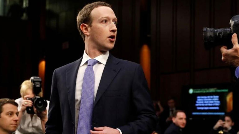 Πυρά Ζάγκεμπεργκ κατά αμερικανικής κυβέρνησης για την «εκστρατεία χειραγώγησης» μέσω ιστοτόπων