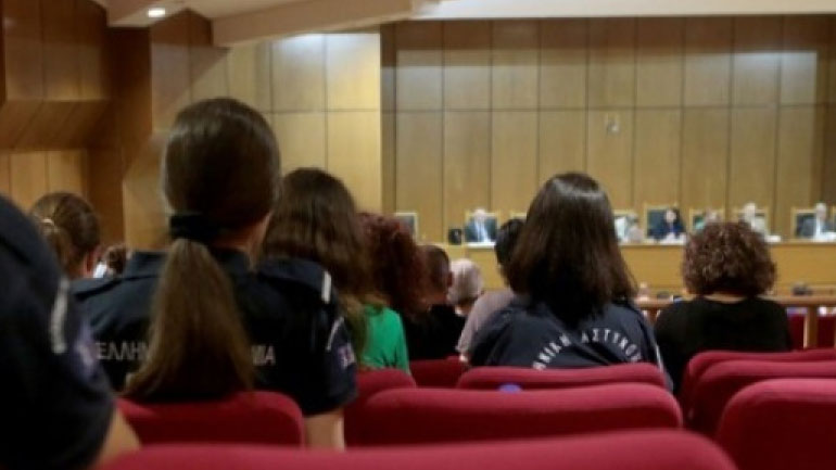 Αιφνίδια διακοπή της δίκης της ΧΑ – Κατέρρευσε ο κατηγορούμενος Γ. Πατέλης