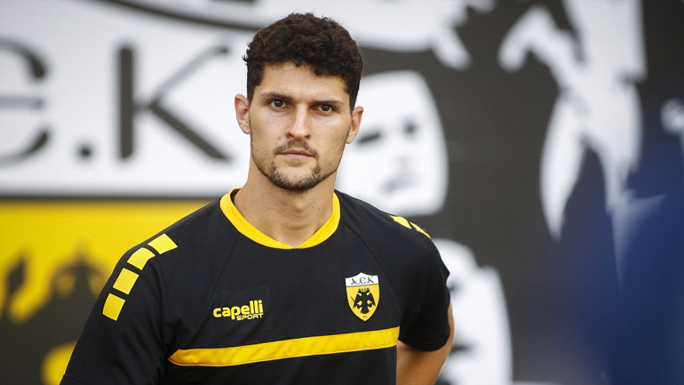 Χωρίς τον Αλμπάνη η προπόνηση της ΑΕΚ