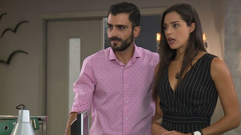 Έλα στη θέση μου: Η ημέρα του γάμου του Αχιλλέα και της Ρενάτας επιτέλους έφτασε