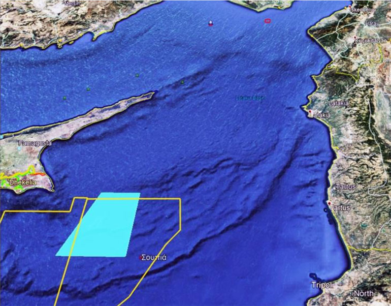 Mε γαλάζιο ανοιχτό χρώμα σημειώνεται η περιοχή ασκήσεων του κυπριακού ναυτικού 