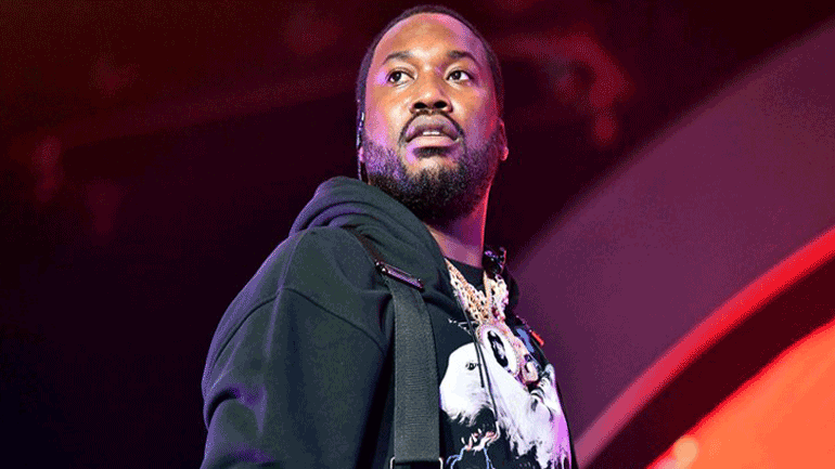 O Jay – Z πρωταγωνιστεί στο πρώτο τρέιλερ της σειράς ντοκιμαντέρ για τον ράπερ Meek Mill «Free Meek»