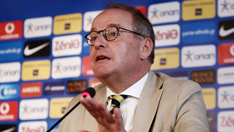 Χούμπελ: «Όχι στη βία και στον εκβιασμό διαιτητών, ίσως ο μισθός του Περέιρα πληρωθεί από FIFA-UEFA»