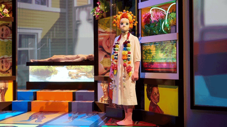 «Αυτόχειρες παρθένοι» από τη Σουζάννε Κέννεντυ στο Φεστιβάλ Αθηνών