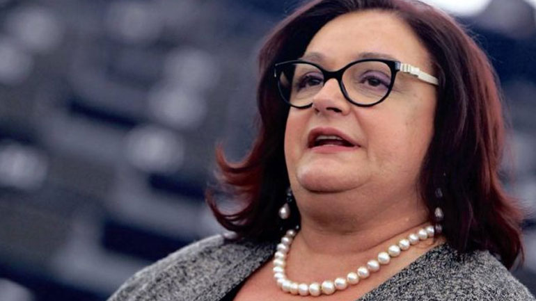 Δεν μπορεί να τελεί υπό εκβιασμό μια κυβέρνηση, απαντά η Μ. Γιαννάκου στα περί ψήφου ανοχής του ΚΙΝΑΛ