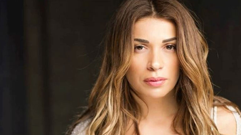 Ελένη Χατζίδου: Η τούρτα – υπερπαραγωγή για τα γενέθλιά της!