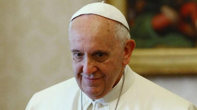 Ο πάπας Φραγκίσκος χαιρετίζει τη συνάντηση του Τραμπ με τον Κιμ Γιονγκ Ουν