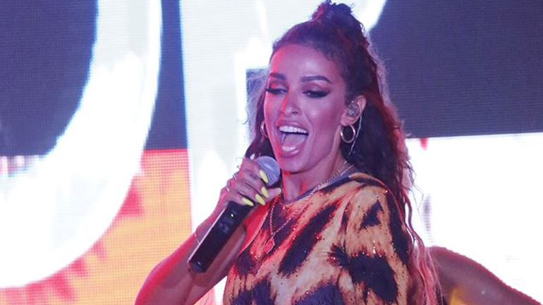 Ελένη Φουρέιρα: Αποθεώθηκε στο Color Day Festival!