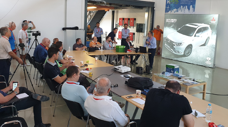 Ξεχωριστή και ενημερωτική η παρουσίαση του Mitsubishi Outlander PHEV