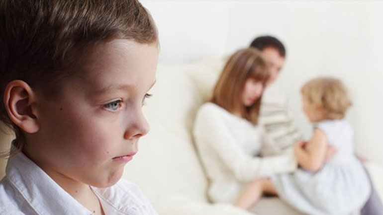 Πώς αντιμετωπίζουμε τη ζήλια του παιδιού μας;