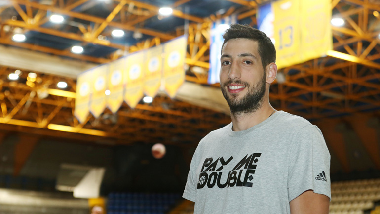 Ανακοίνωσε Σαλούστρο το Περιστέρι