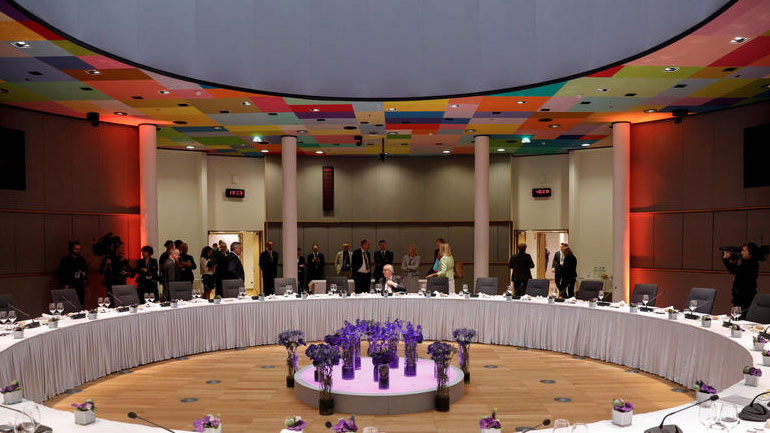 Θρίλερ για τα ευρωπαϊκά αξιώματα – Επαναλαμβάνονται οι συνομιλίες