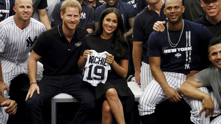 Φανερά αδυνατισμένη η Meghan Markle δύο μήνες μετά τη γέννηση του γιου της!