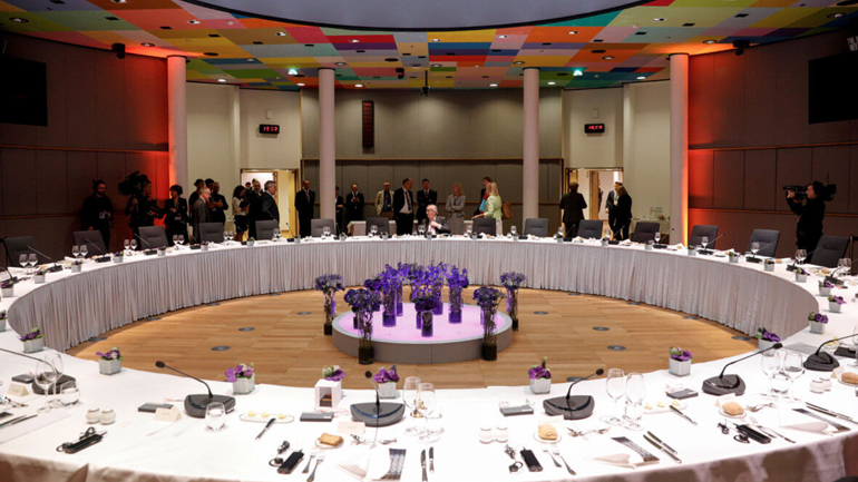 Νέα διακοπή της Συνόδου Κορυφής