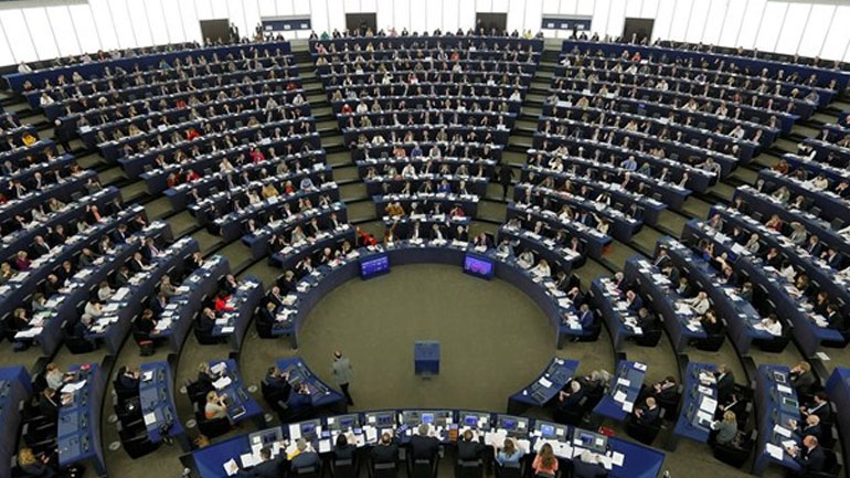 Ευρωκοινοβούλιο: Περισσότερες γυναίκες, πολλοί νεοεισερχόμενοι και ηλικίες από 21-82 ετών