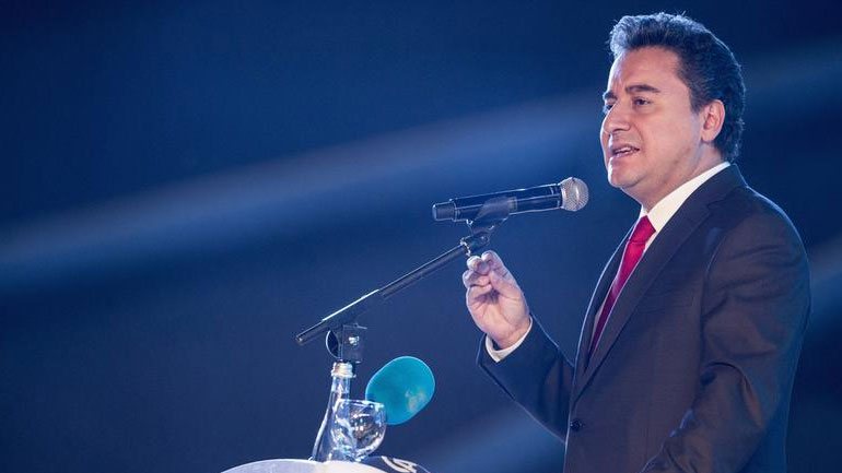 Κίνδυνος για τον Ερντογάν το νέο κόμμα Μπαμπατζάν;