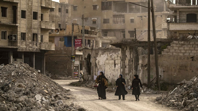 Συρία: Ομαδικός τάφος με 200 πτώματα βρέθηκε κοντά στην Ράκα