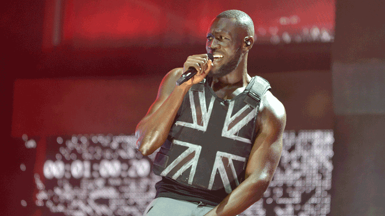 Ο Banksy σχεδίασε το αλεξίσφαιρο γιλέκο του ράπερ Stormzy