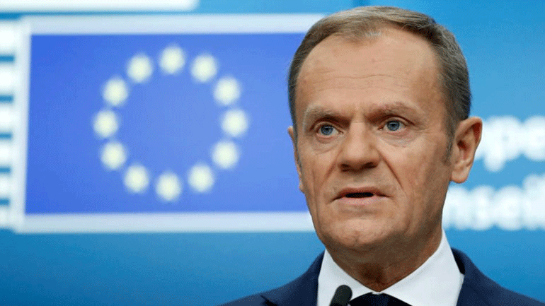 Τουσκ: «Η Ούρσουλα φον ντερ Λάιεν είναι προσηλωμένη στο κράτος δικαίου»