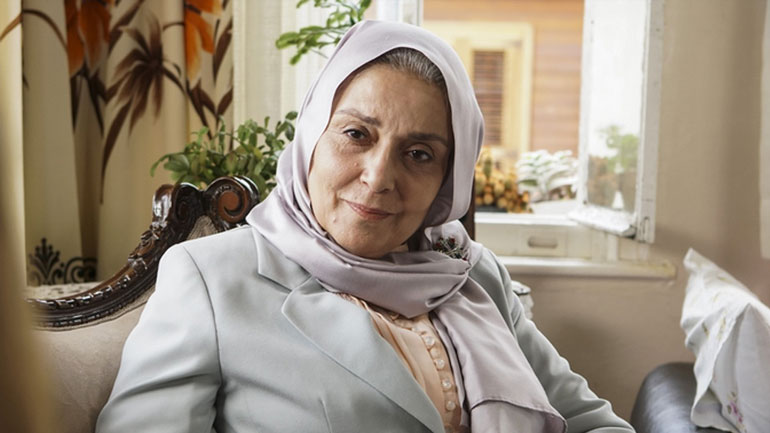 Κράτα μου το χέρι: Η Αζρά μαθαίνει από τον δικηγόρο για τα χρήματα που έχουν απομείνει από την ασφάλεια ζωής