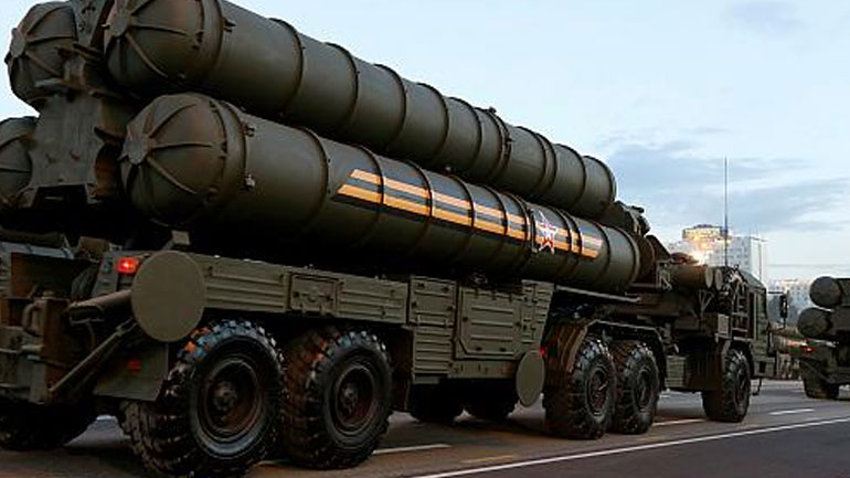 Η Ουάσινγκτον υπενθυμίζει στην Άγκυρα ότι θα υπάρξουν κυρώσεις σε περίπτωση που προσχωρήσει στην αγορά των S-400