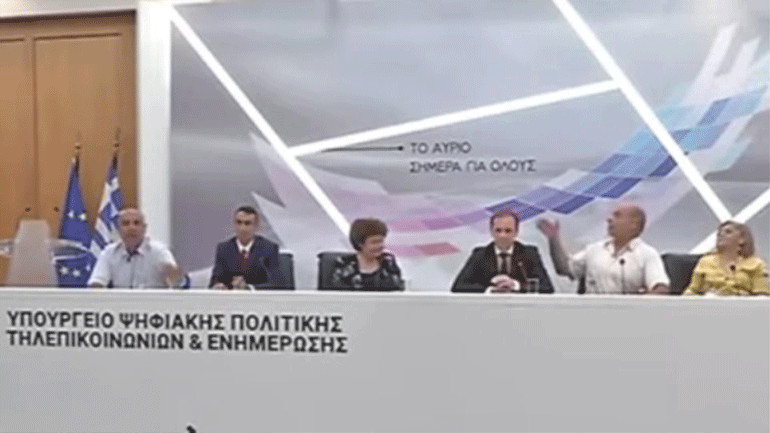 Εκλογές 2019: Διακαναλική συνέντευξη με ύβρεις και «ψυχοφάρμακα»