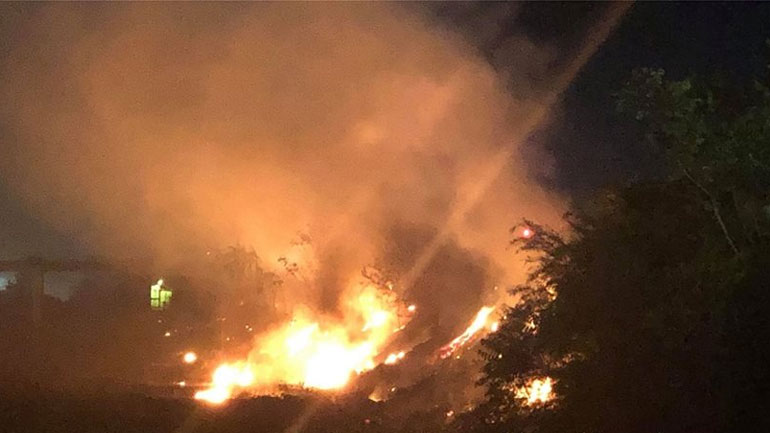 Φωτιά κοντά σε εργοστάσιο μεταλλικών κατασκευών στη Θεσσαλονίκη