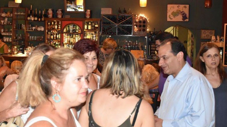 Σπίρτζης: «Η Ελληνίδα ήταν ο συνεκτικός κρίκος που κράτησε την χώρα όρθια»