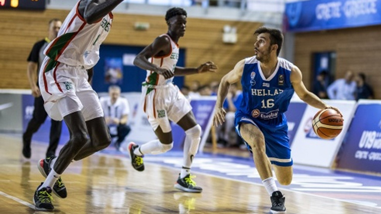 Νίκη μετά από δύο παρατάσεις για την Εθνική Εφήβων