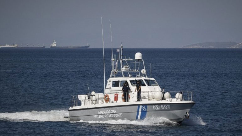 Βυθίστηκε μερικώς το γιότ που είχε προσαράξει στην Κιτριανή Σίφνου