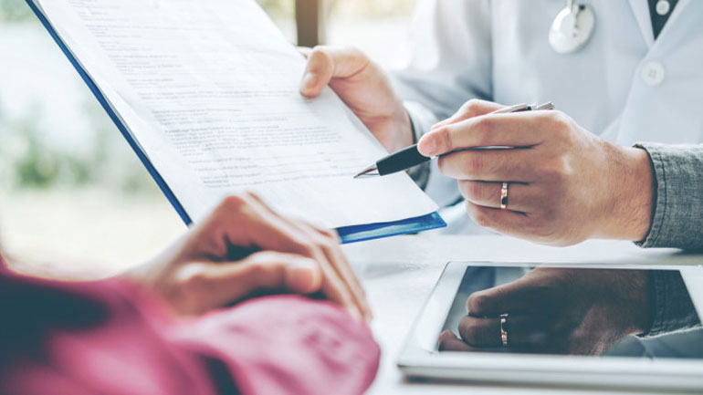 Δέκα ιατρικοί μύθοι που οι άνθρωποι πρέπει να σταματήσουν να πιστεύουν Δέκα ιατρικοί μύθοι που οι άνθρωποι πρέπει να σταματήσουν να πιστεύουν