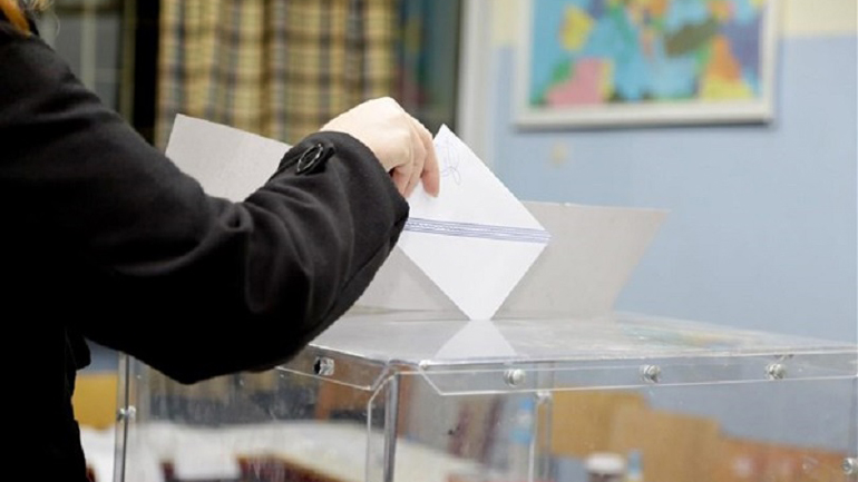 Χανιά: Χωρίς προβλήματα εξελίσεται η εκλογική διαδικασία