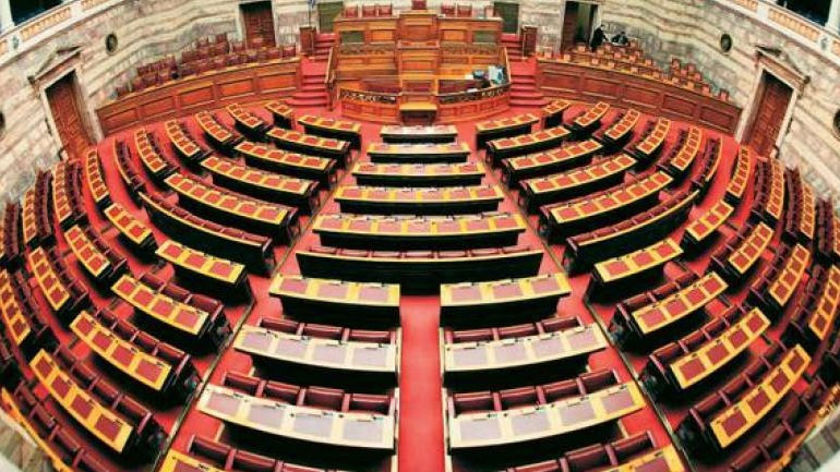 Τα νέα πρόσωπα στις κοινοβουλευτικές ομάδες της ΝΔ και του ΣΥΡΙΖΑ