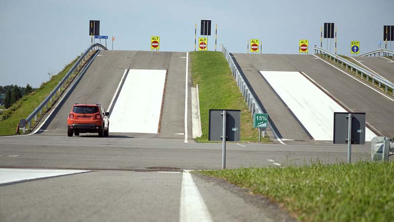 Το κέντρο δοκιμών της Fiat Chrysler με τις 26 πίστες