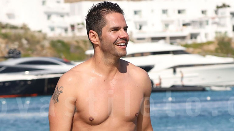 Γιώργος Τσαλίκης: Ολιγοήμερες διακοπές στη Mύκονο