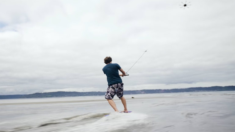 Surf με drone; Και όμως γίνεται!