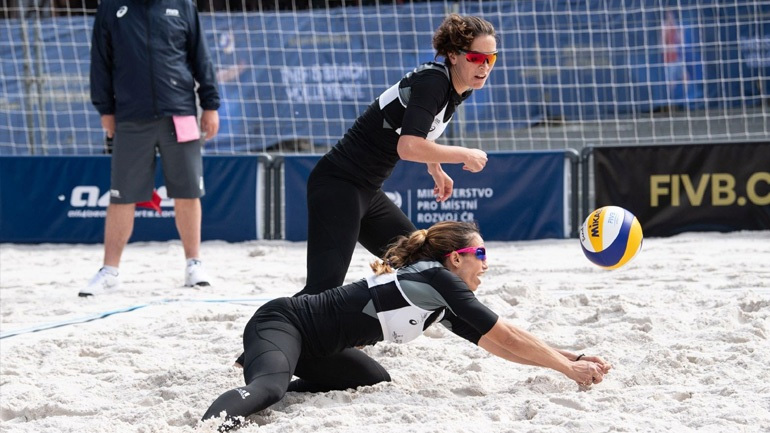 Μπιτς βόλεϊ: Αποκλεισμός στο Γκστάαντ για τις Αρβανίτη και Καραγκούνη