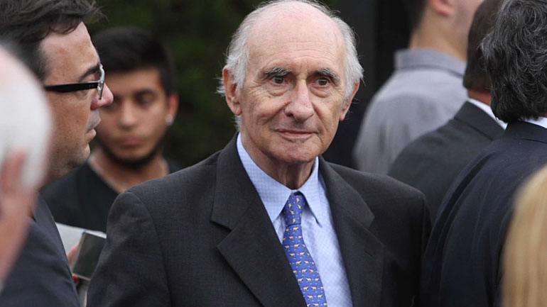 Στο νοσοκομείο σε σοβαρή κατάσταση ο πρώην Αργεντινός πρόεδρος Φερνάντο δε λα Ρούα