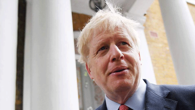 Ο Μπόρις Τζόνσον αρνείται να στηρίξει τον Βρετανό πρέσβη στην επίθεση που δέχεται από τον Τραμπ