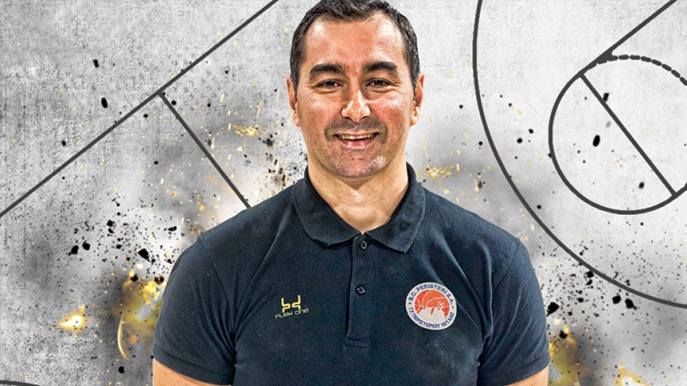 Περιστέρι: Στο πλευρό του Ζούρου ο Καμπερίδης